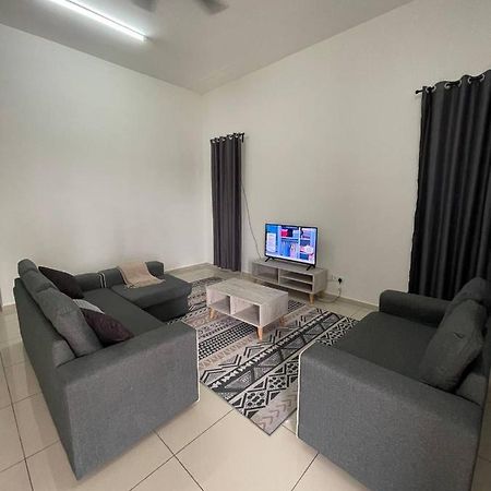Bungalow Homestay Jasin Malacca ภายนอก รูปภาพ