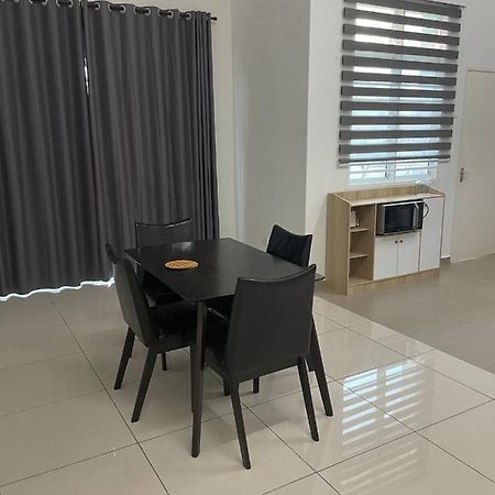 Bungalow Homestay Jasin Malacca ภายนอก รูปภาพ