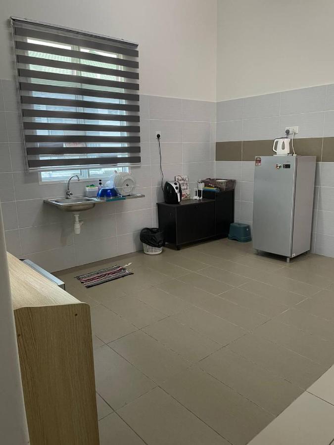 Bungalow Homestay Jasin Malacca ภายนอก รูปภาพ